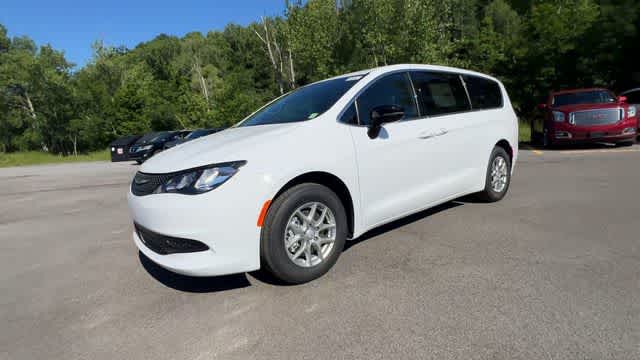 2027 Chrysler Pacifica PACIFICA LX