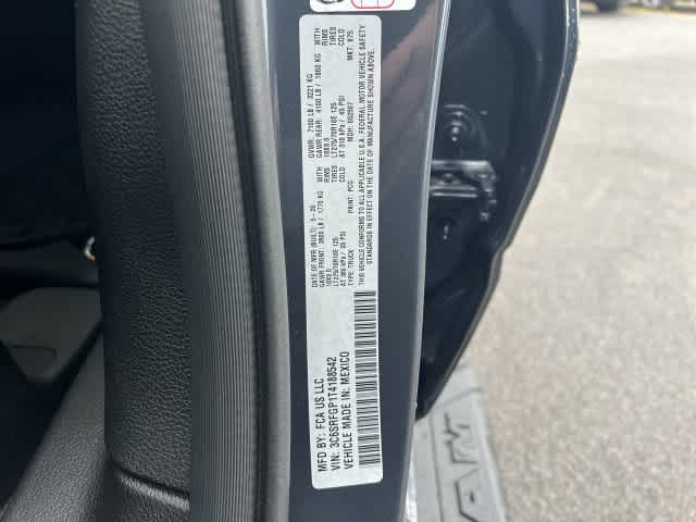 2026 RAM Ram 1500 RAM 1500 WARLOCK CREW CAB 4X4 5'7' BOX