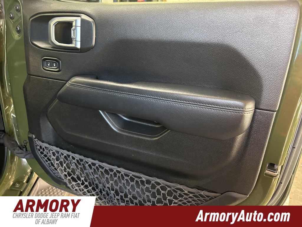 2021 Jeep Wrangler Unlimited Sahara Altitude