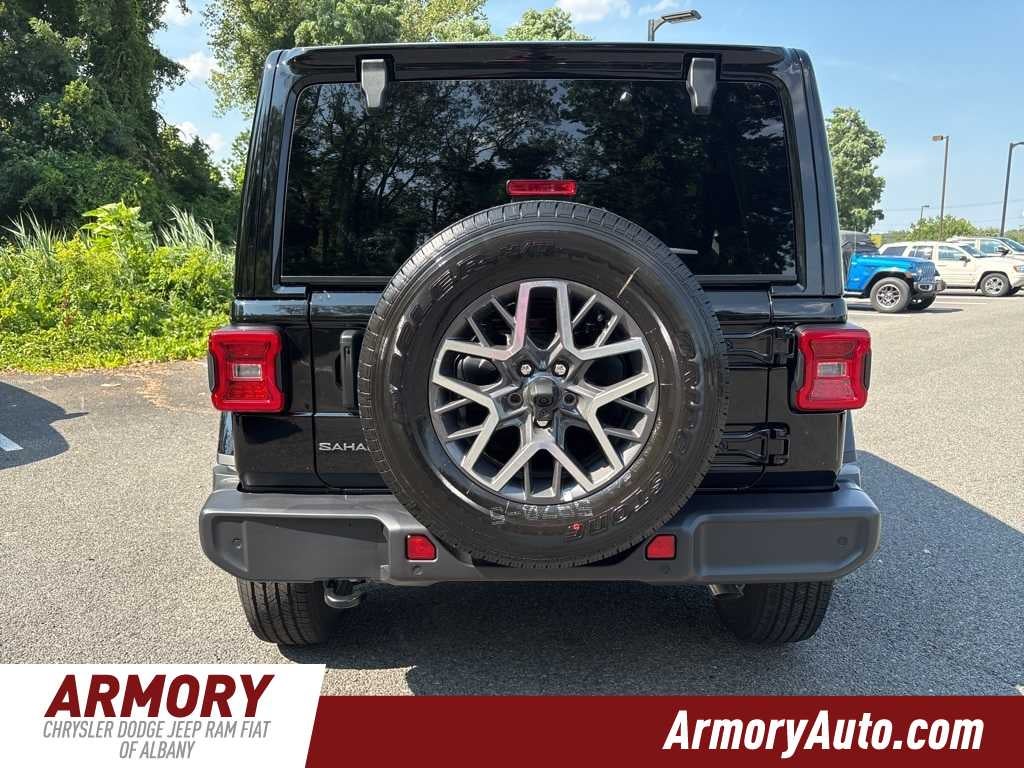 2025 Jeep Wrangler Sahara