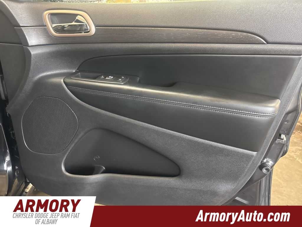 2016 Jeep Grand Cherokee Laredo