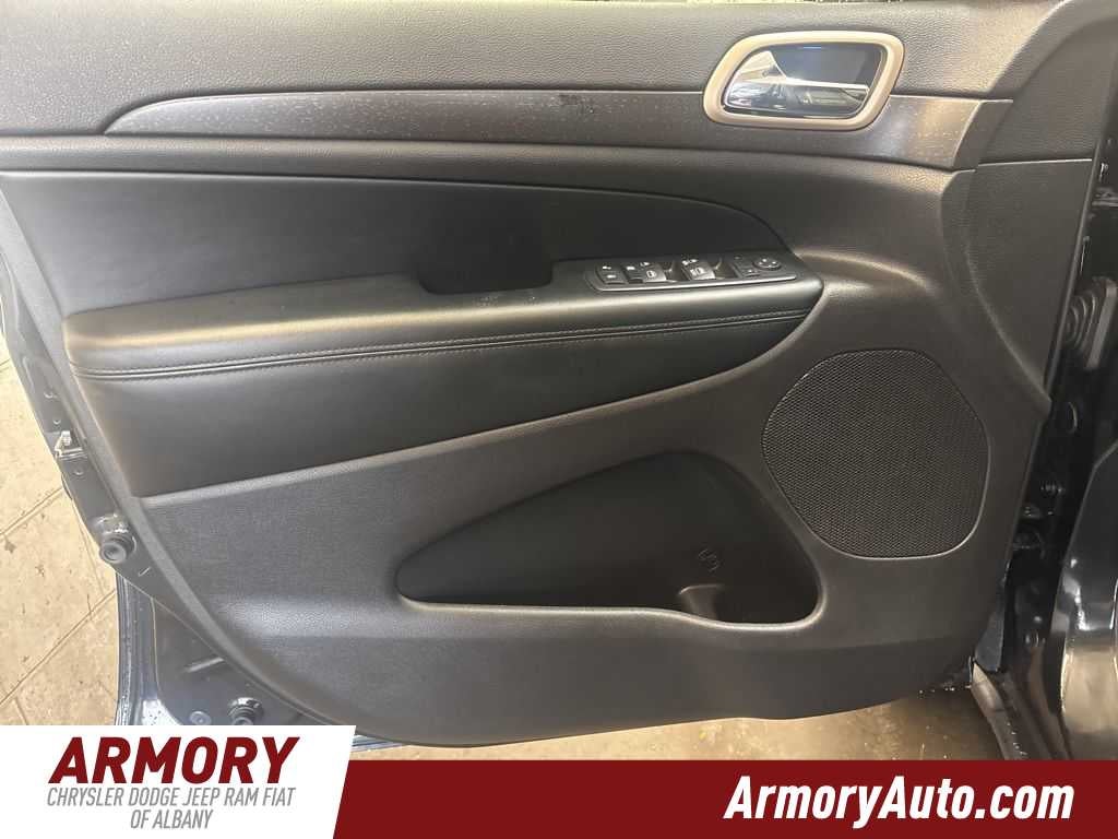 2016 Jeep Grand Cherokee Laredo