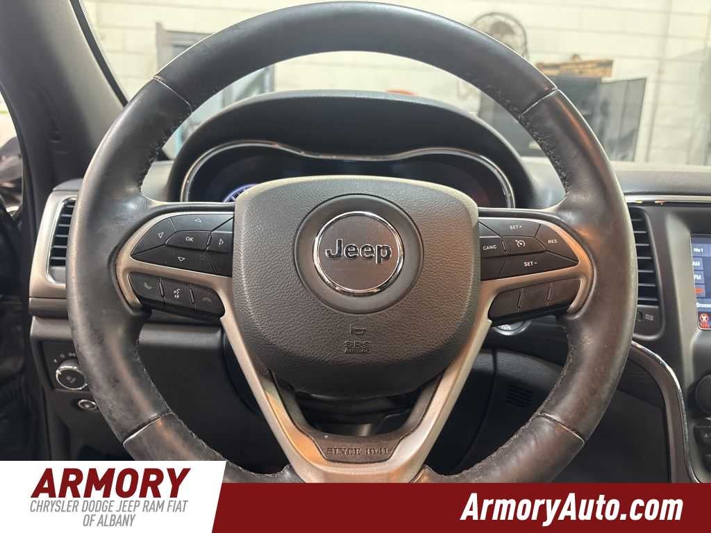 2020 Jeep Grand Cherokee Laredo E
