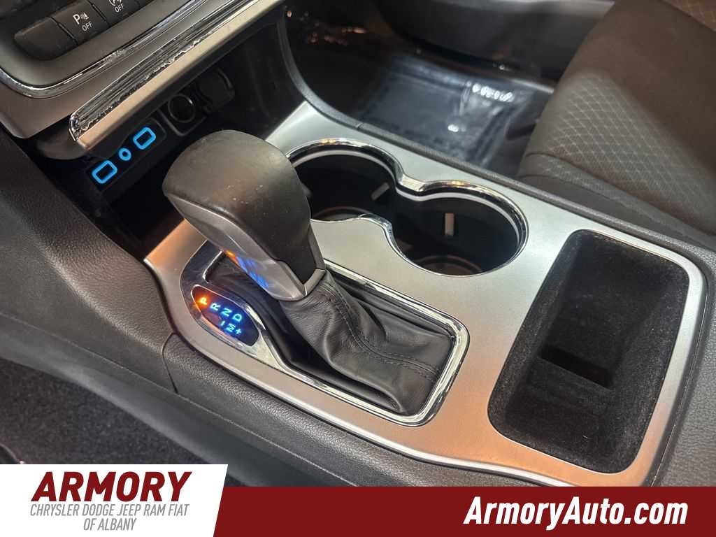 2020 Jeep Grand Cherokee Laredo E
