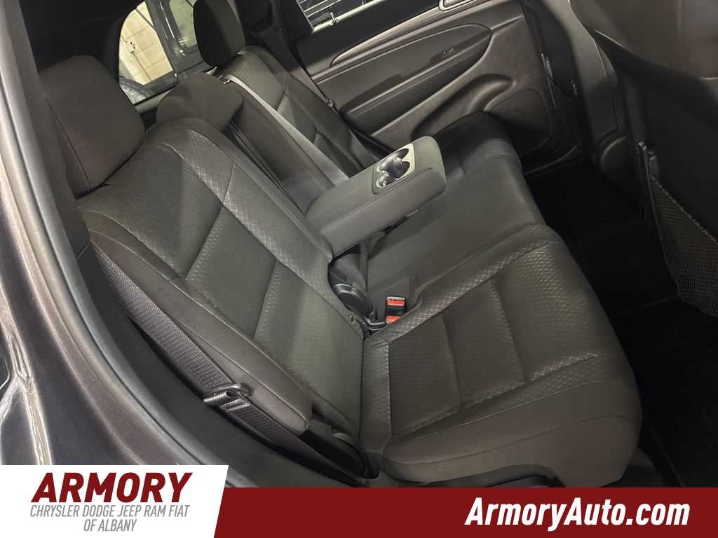 2020 Jeep Grand Cherokee Laredo E
