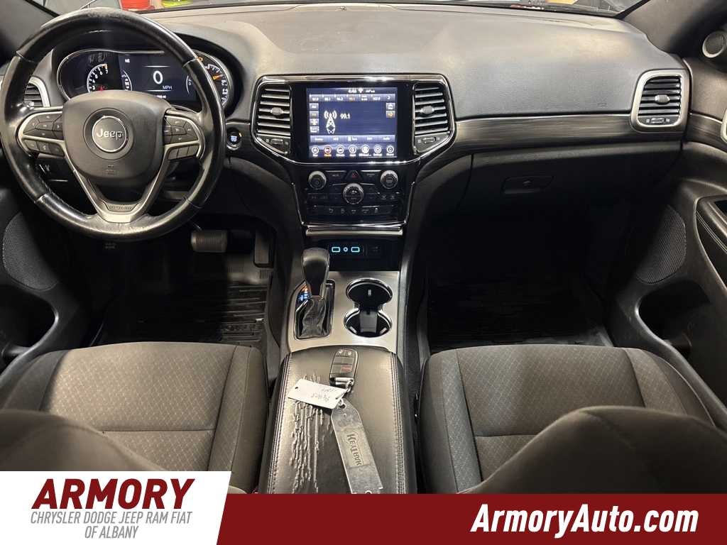 2020 Jeep Grand Cherokee Laredo E