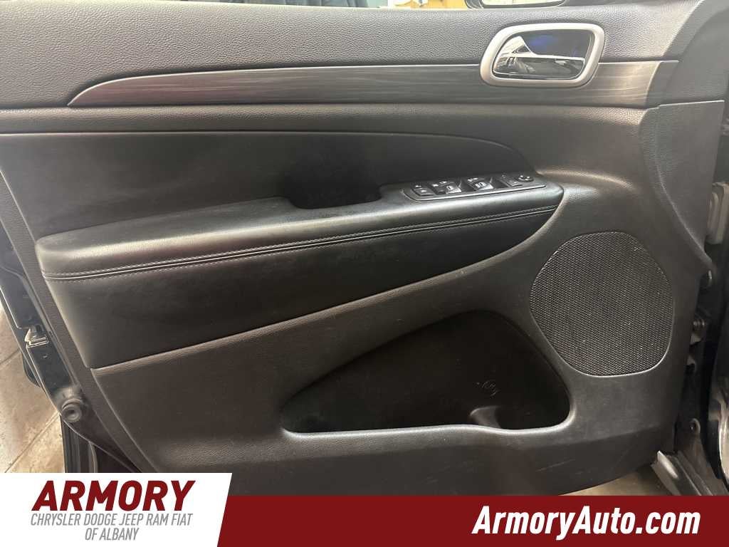 2020 Jeep Grand Cherokee Laredo E