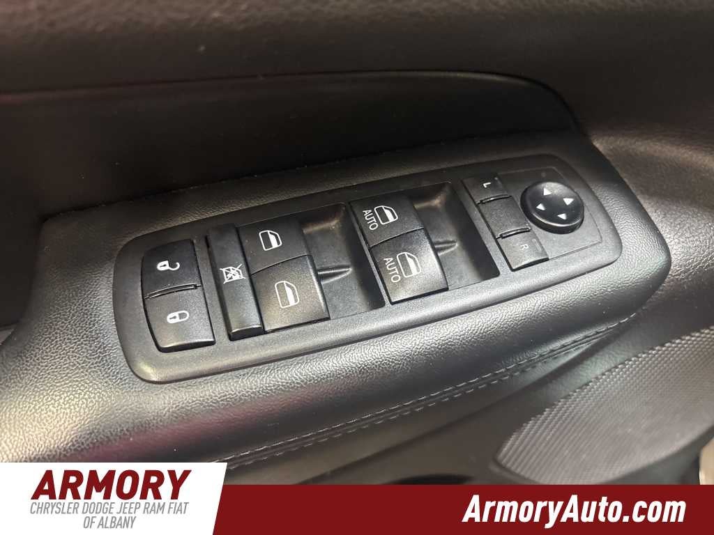 2020 Jeep Grand Cherokee Laredo E