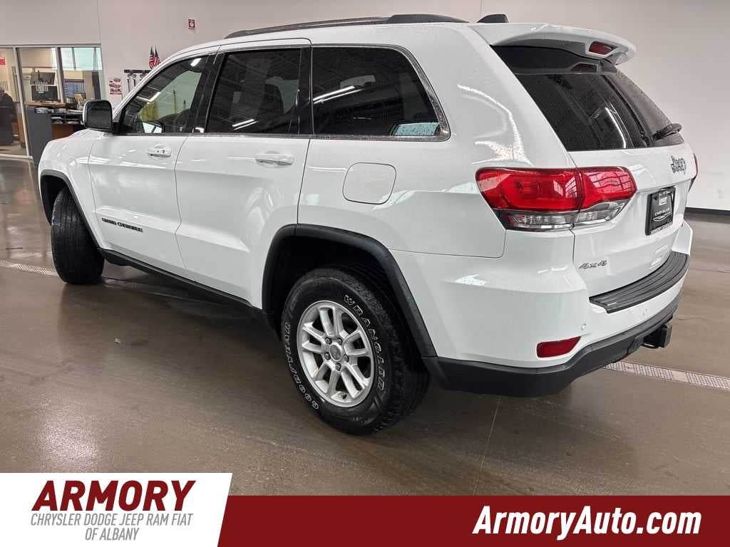 2018 Jeep Grand Cherokee Laredo E