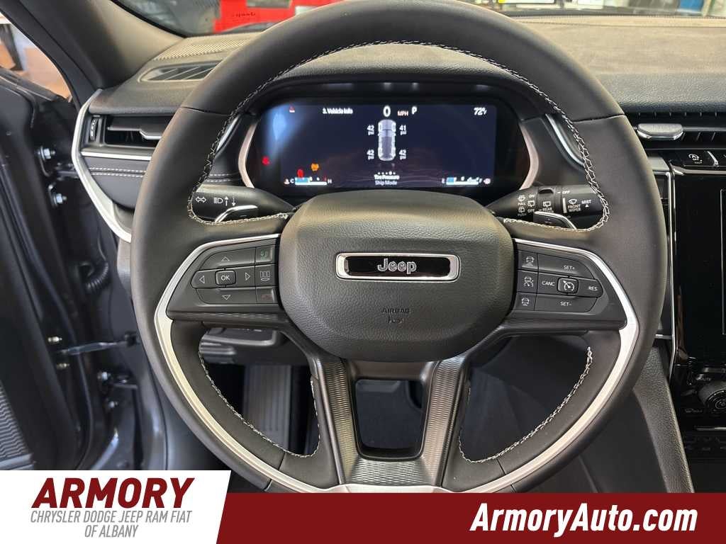 2025 Jeep Grand Cherokee Laredo X