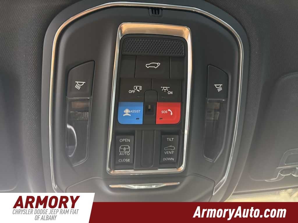 2025 Jeep Grand Cherokee Laredo X