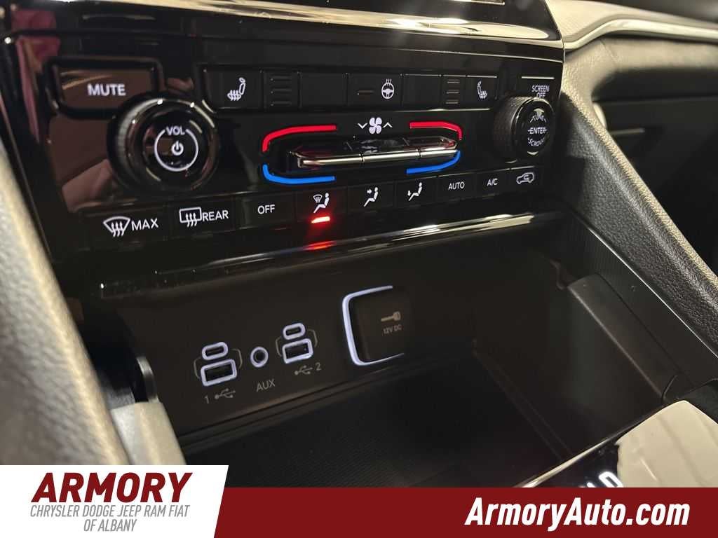 2026 Jeep Grand Cherokee Laredo X