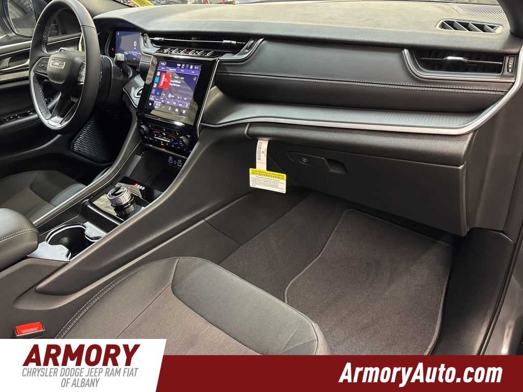 2026 Jeep Grand Cherokee Laredo X