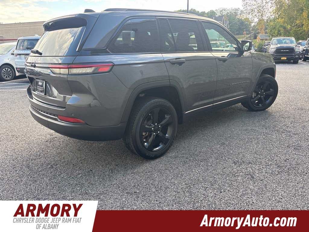 2023 Jeep Grand Cherokee Altitude