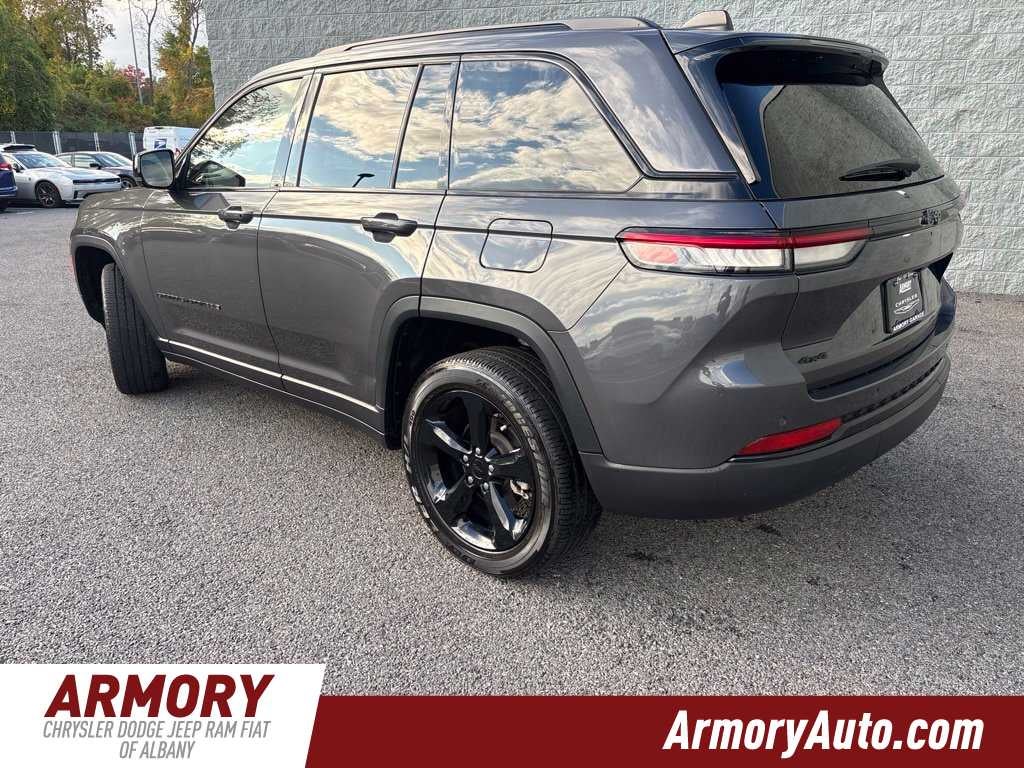 2023 Jeep Grand Cherokee Altitude