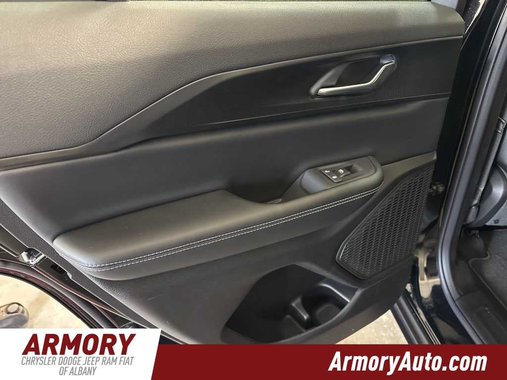 2026 Jeep Grand Cherokee Laredo X