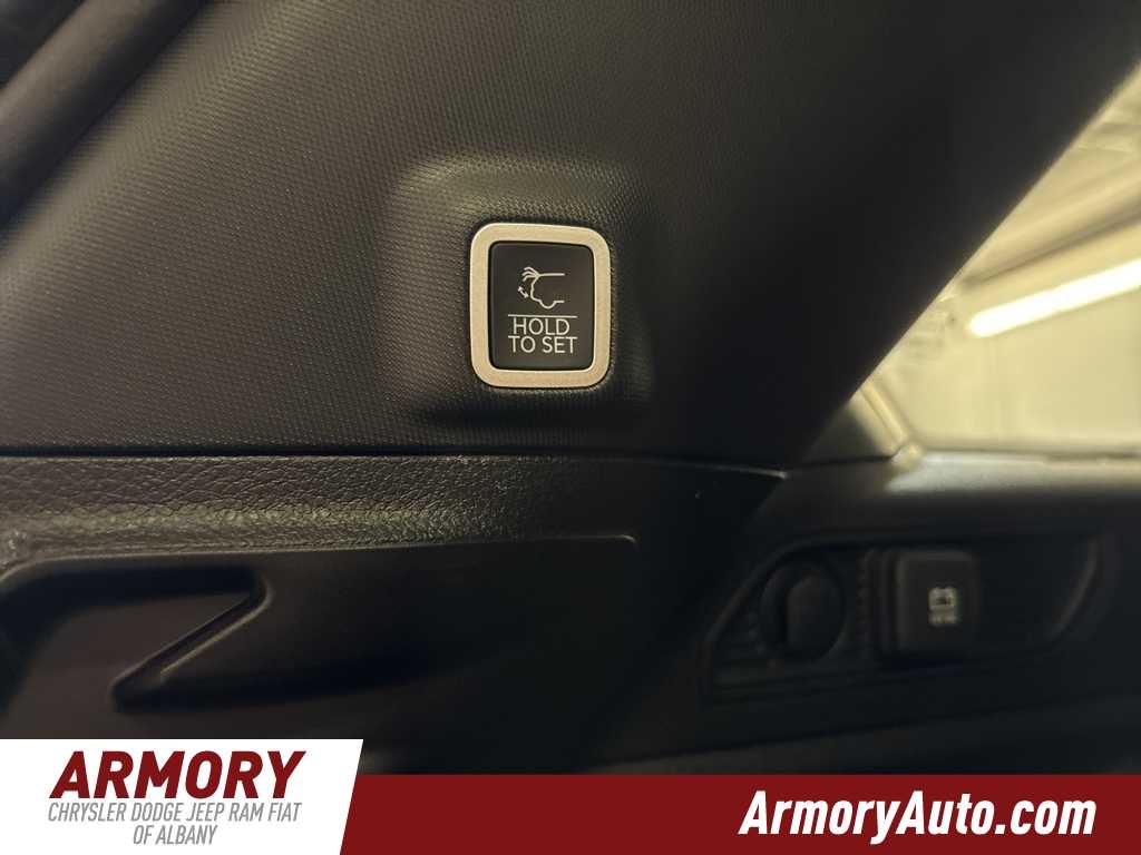 2026 Jeep Grand Cherokee Laredo X