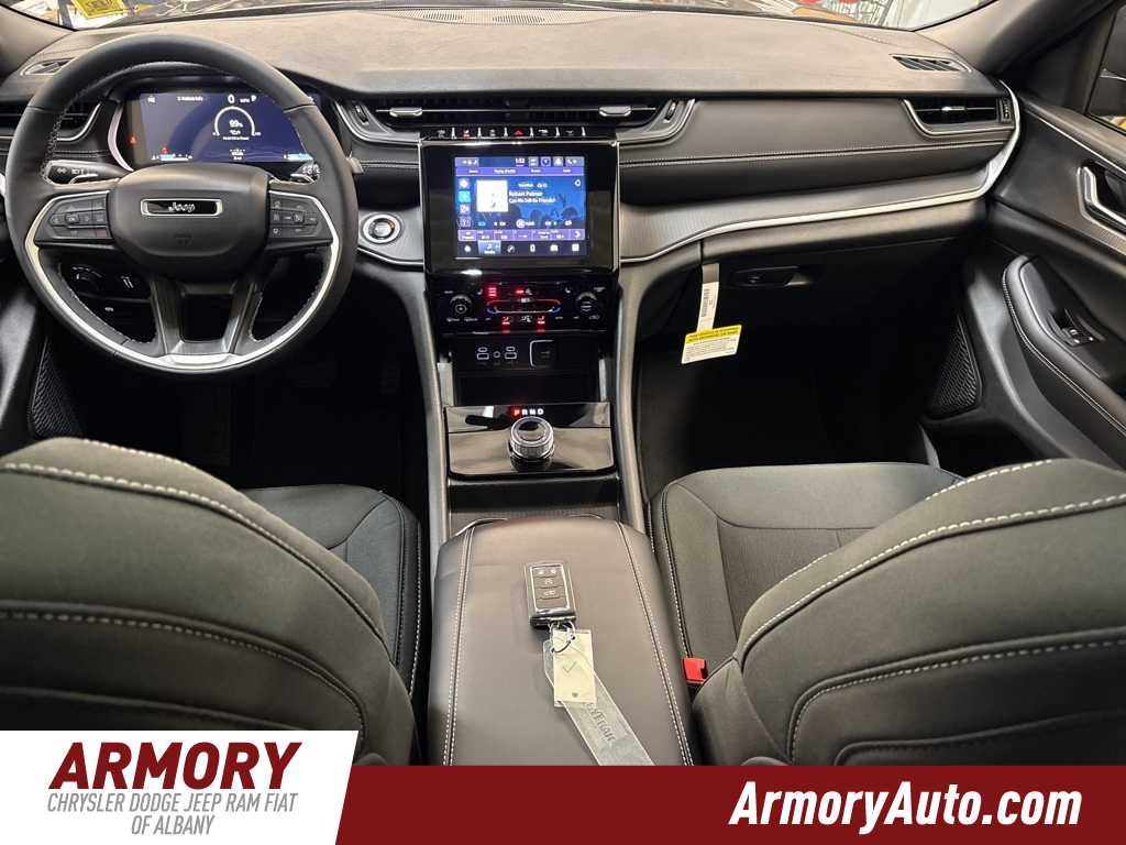 2026 Jeep Grand Cherokee Laredo X