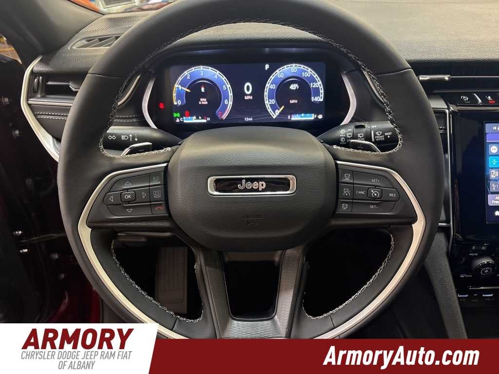 2025 Jeep Grand Cherokee Laredo X