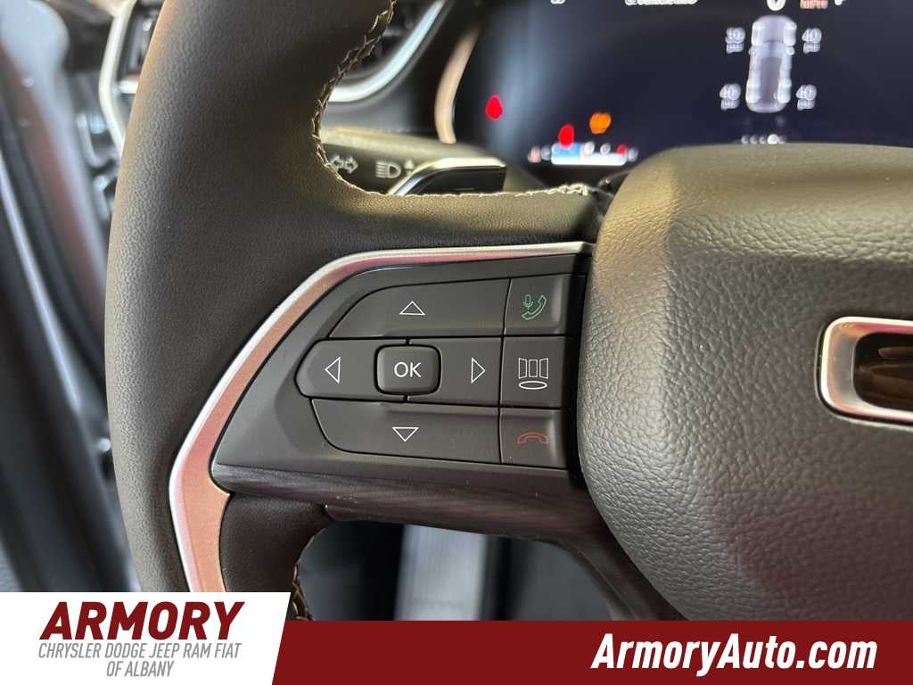 2025 Jeep Grand Cherokee Laredo X