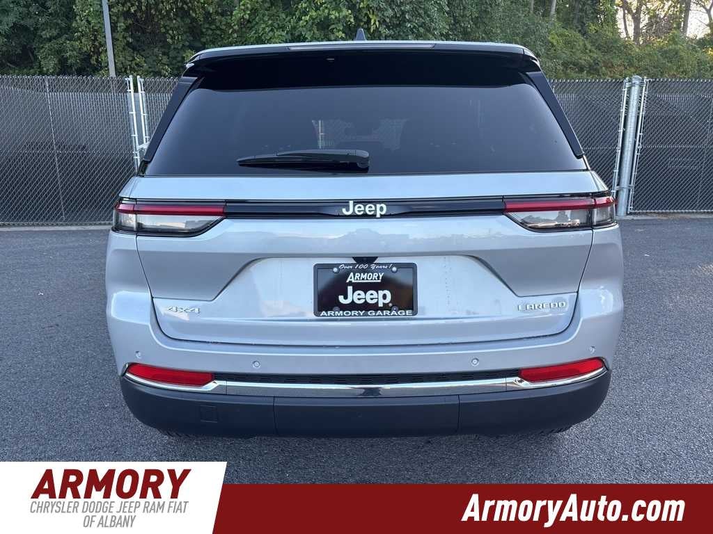 2025 Jeep Grand Cherokee Laredo X