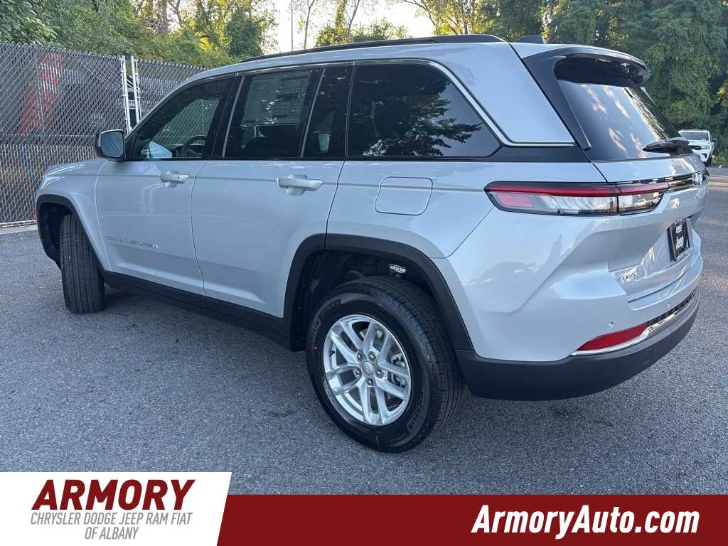 2025 Jeep Grand Cherokee Laredo X