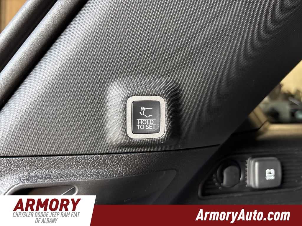 2026 Jeep Grand Cherokee Laredo X