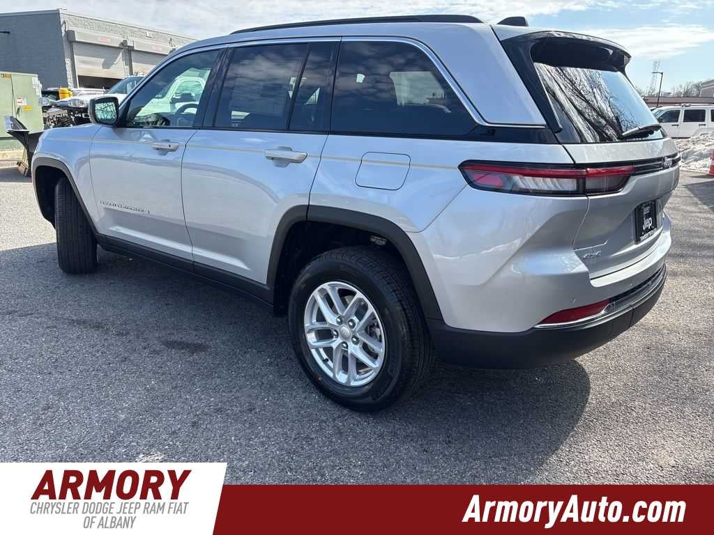 2026 Jeep Grand Cherokee Laredo X