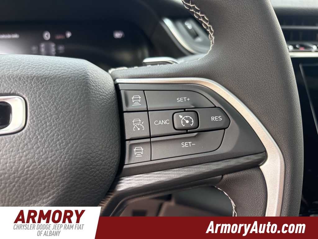 2025 Jeep Grand Cherokee Laredo X