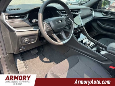 2025 Jeep Grand Cherokee Laredo X