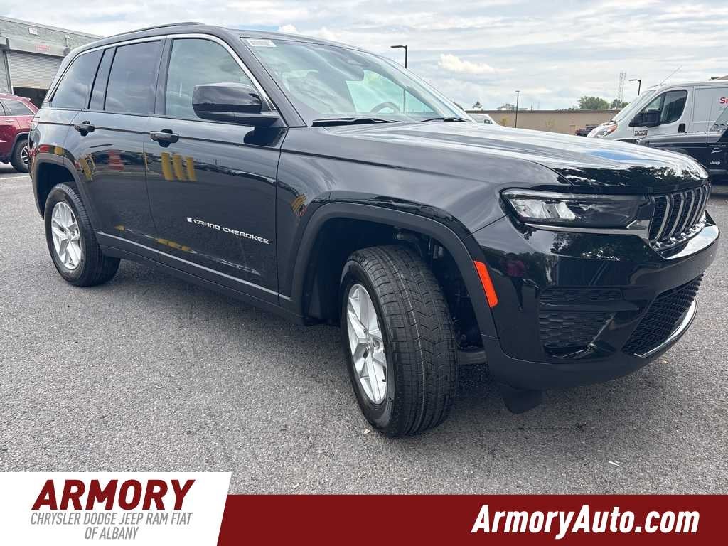 2025 Jeep Grand Cherokee Laredo X