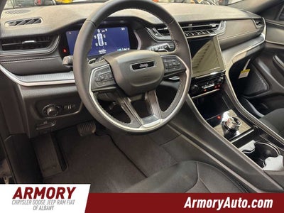 2026 Jeep Grand Cherokee Laredo