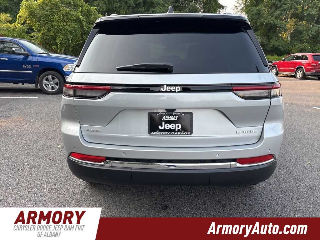 2025 Jeep Grand Cherokee Laredo X