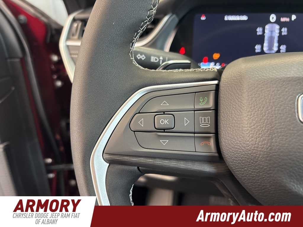 2025 Jeep Grand Cherokee Laredo X