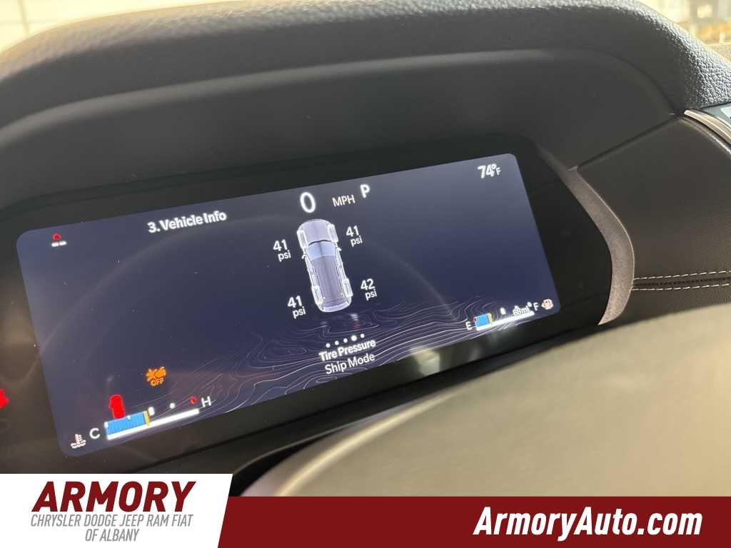 2025 Jeep Grand Cherokee Laredo X