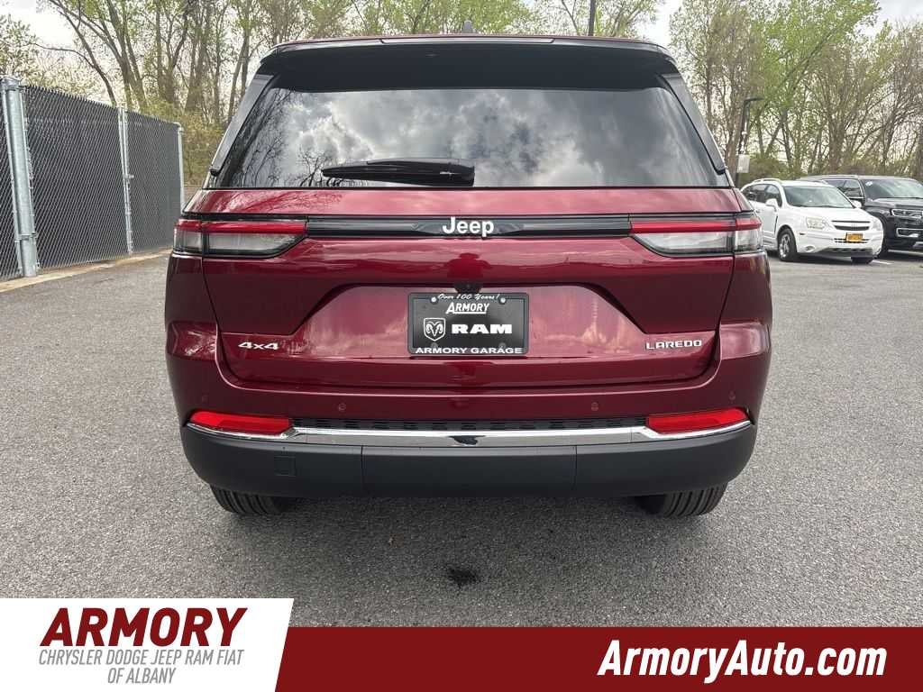 2026 Jeep Grand Cherokee Laredo X
