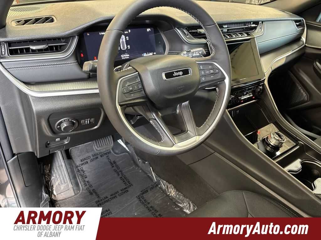 2026 Jeep Grand Cherokee Laredo X