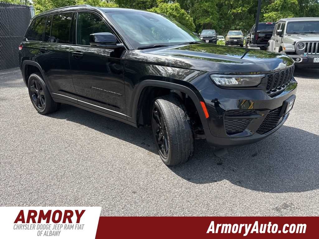 2023 Jeep Grand Cherokee Altitude