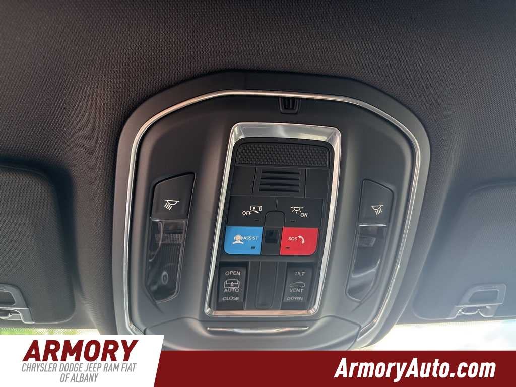 2025 Jeep Grand Cherokee Laredo X