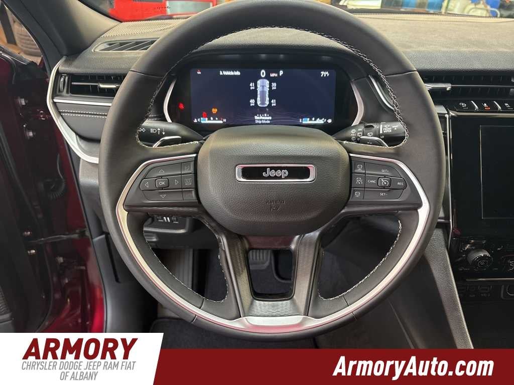 2025 Jeep Grand Cherokee Laredo X