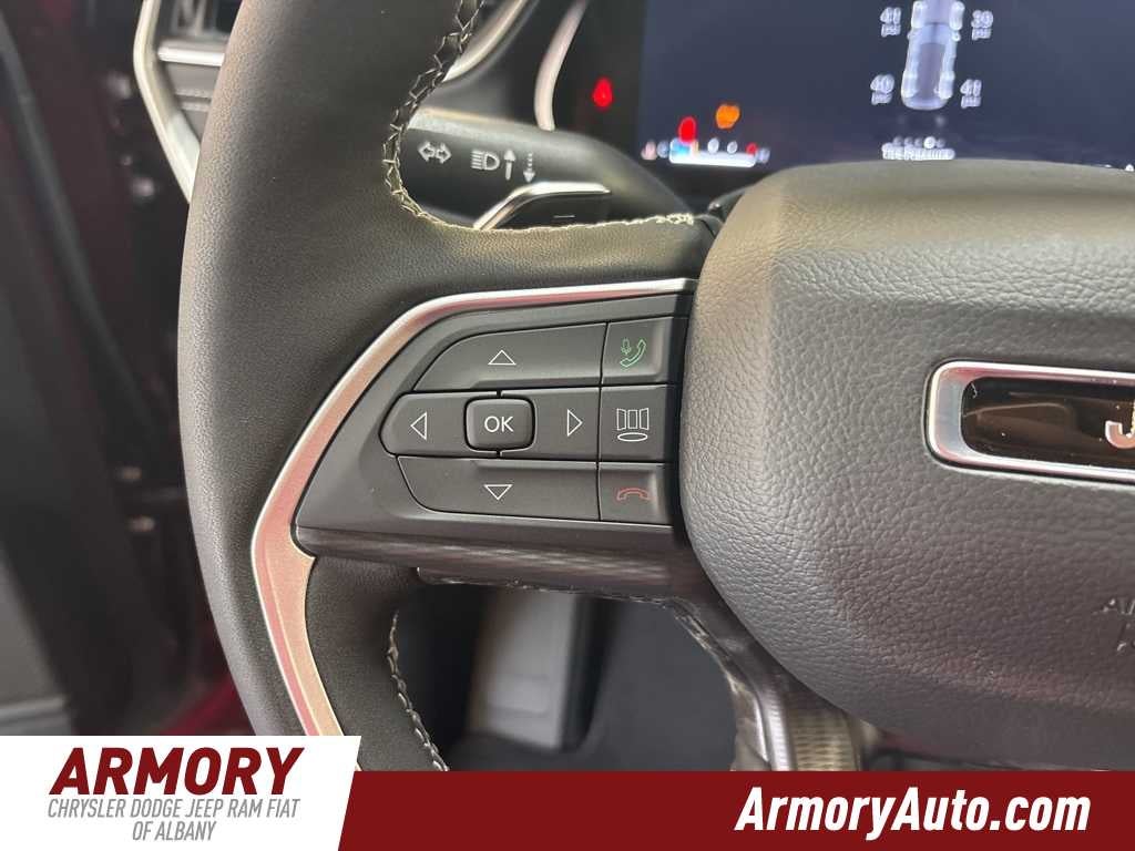 2025 Jeep Grand Cherokee Laredo X