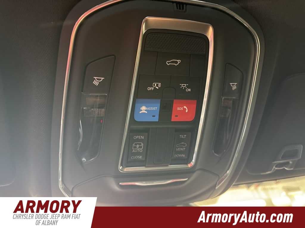 2025 Jeep Grand Cherokee Laredo X