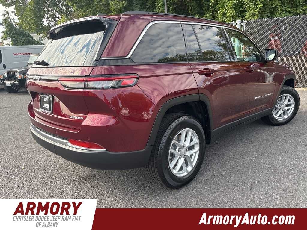 2025 Jeep Grand Cherokee Laredo X