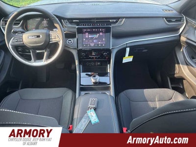 2025 Jeep Grand Cherokee Laredo X