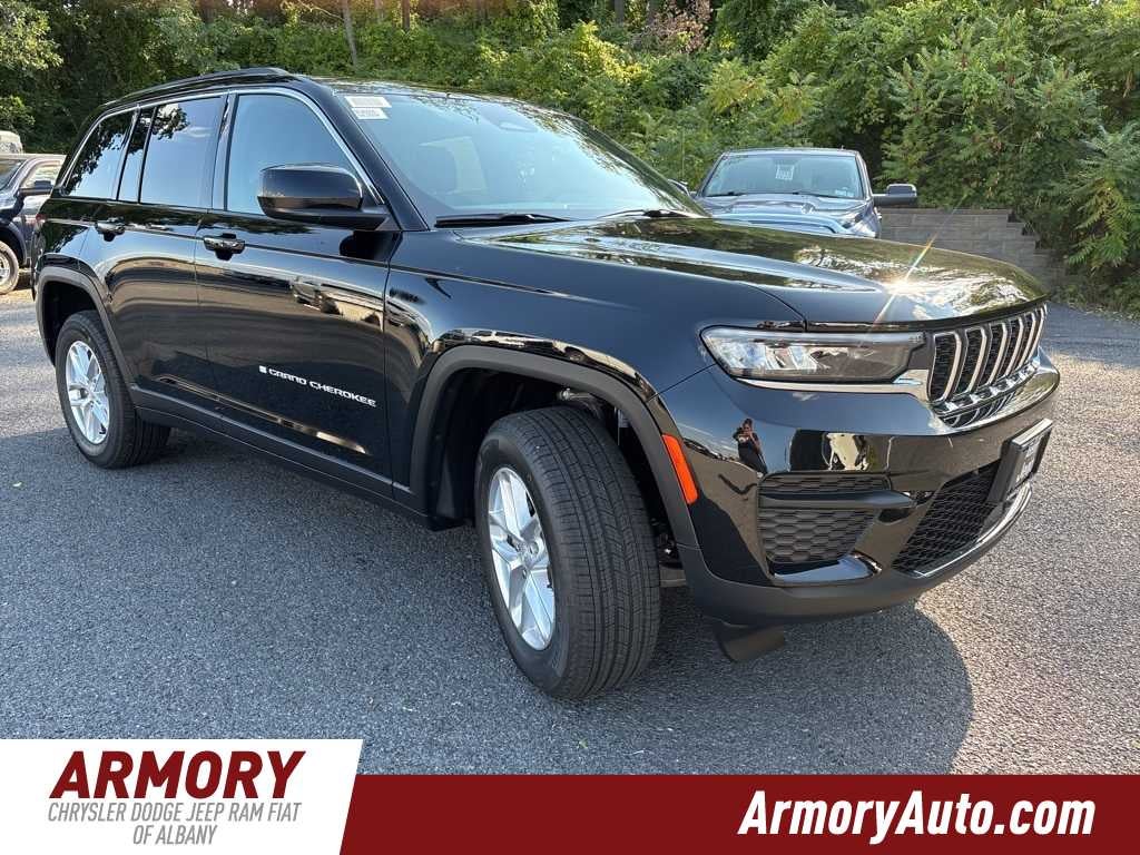 2025 Jeep Grand Cherokee Laredo X