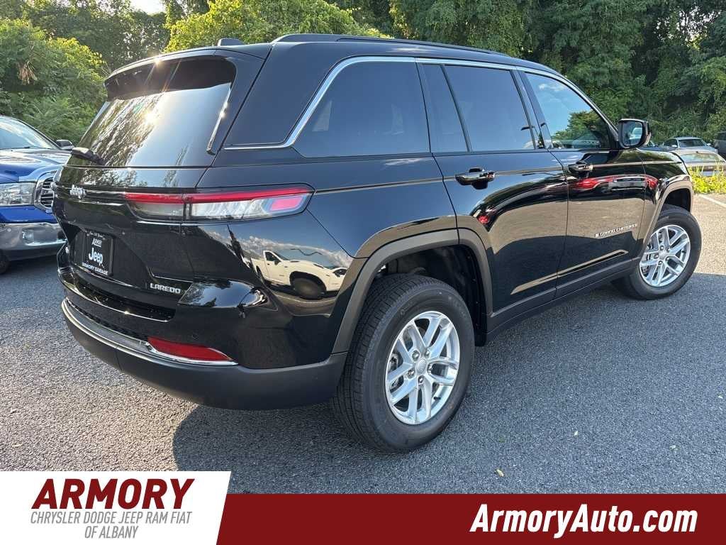 2025 Jeep Grand Cherokee Laredo X