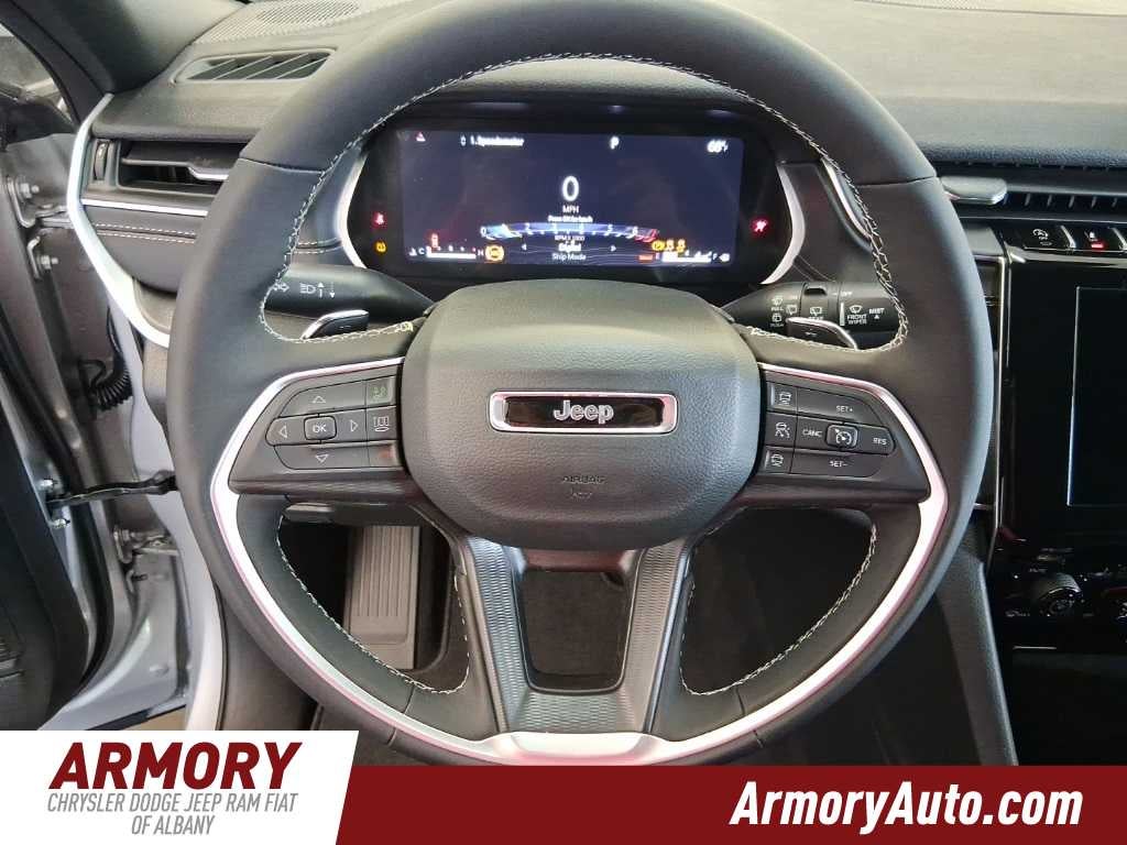 2025 Jeep Grand Cherokee Laredo X