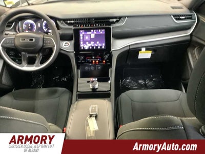 2026 Jeep Grand Cherokee Laredo