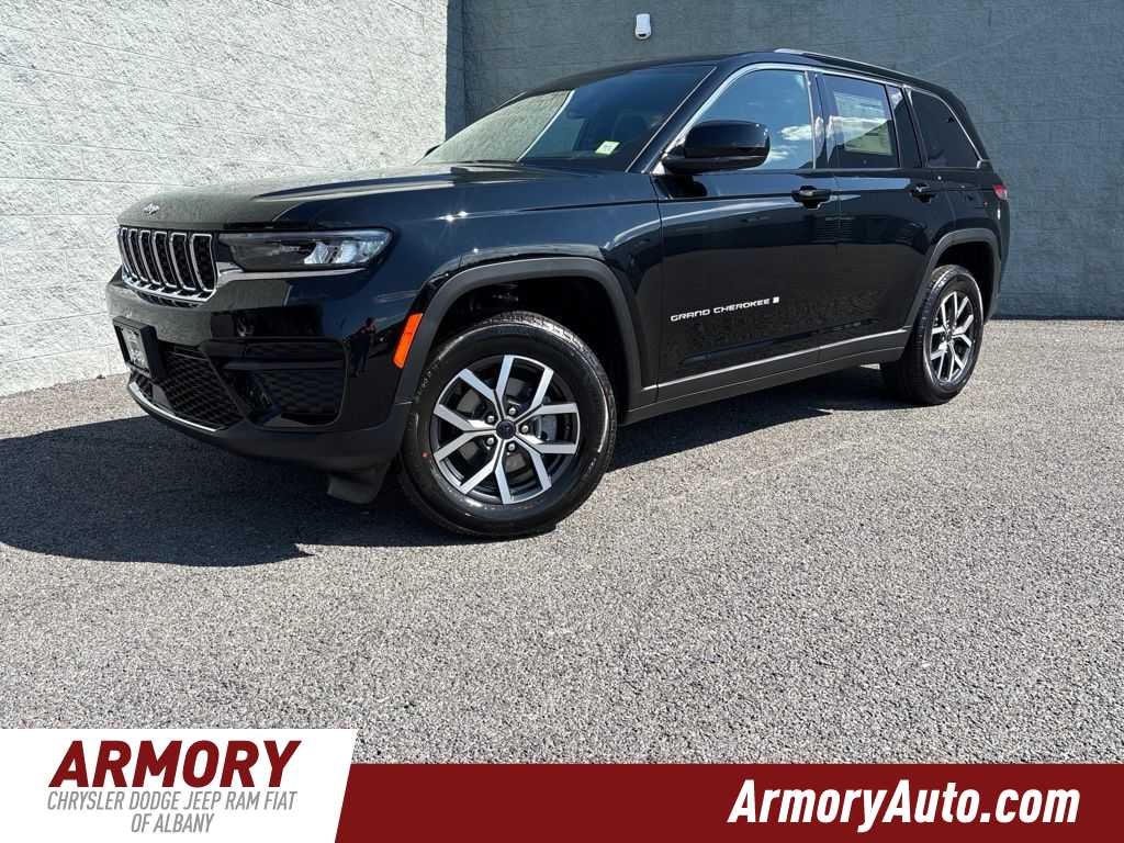 2027 Jeep Grand Cherokee Laredo X