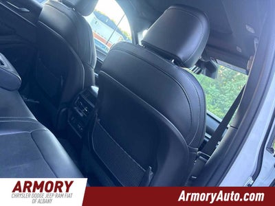 2027 Jeep Grand Cherokee Laredo Altitude